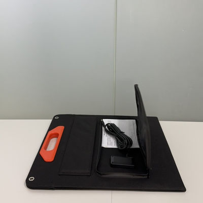 বহনযোগ্য সৌর প্যানেলের শক্তি অনুভব করুন