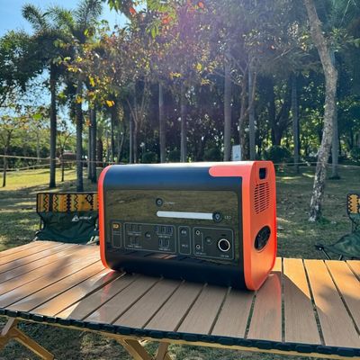 ক্যাম্পিং এবং জরুরী শক্তি সমাধানের জন্য 2000W 2200W লিথিয়াম ব্যাটারি সৌর জেনারেটর