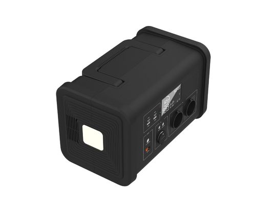 ST7 700W ছোট সৌর জেনারেটর ক্যাম্পিং পোর্টেবল পাওয়ার স্টেশন এসি 220V