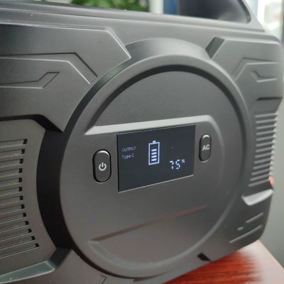 স্বনির্ধারিত রঙের সাথে বিচ্ছিন্ন 300W/288wh MPPT মাল্টি-ফাংশনাল সোলার জেনারেটর