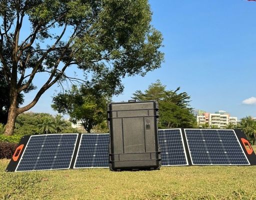 আউটডোর ক্রিয়াকলাপের জন্য 8000W পিক পাওয়ার LiFePO4 লিথিয়াম সেল পোর্টেবল সোলার জেনারেটর