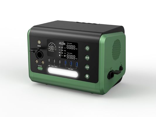 ক্যাম্পিংয়ের জন্য 600W পোর্টেবল সৌর জেনারেটর ওয়্যারলেস চার্জিং এসি / 230 আউটপুট পাওয়ার স্টেশন