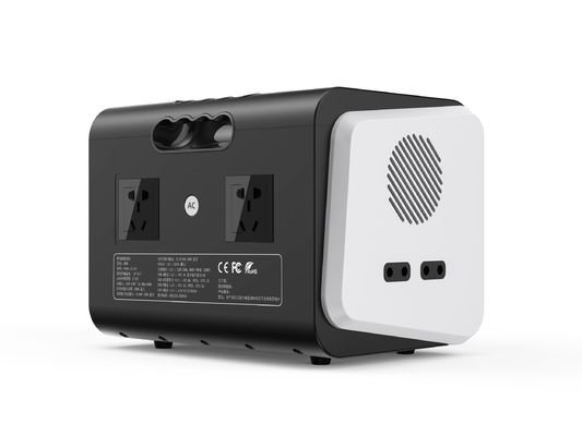 ক্যাম্পিংয়ের জন্য 600W পোর্টেবল সৌর জেনারেটর ওয়্যারলেস চার্জিং এসি / 230 আউটপুট পাওয়ার স্টেশন