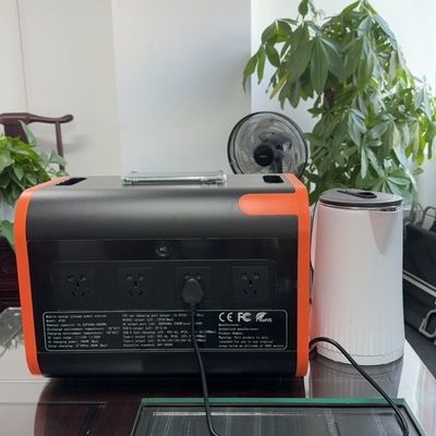 2400W2048wh এনার্জি স্টোরেজ সিস্টেম পোর্টেবল পাওয়ার স্টেশন সৌর জেনারেটর দ্রুত চার্জ 1500W ওয়্যারলেস 15W