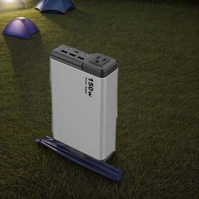 ডুয়াল ইউএসবি আউটপুট এবং টাইপ সি চার্জিং সহ 32000mAh বড় ক্ষমতা মোবাইল পাওয়ার স্টেশন