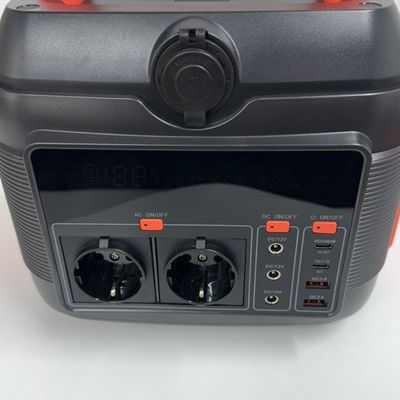 সুরক্ষা ফাংশন সহ বহনযোগ্য 600W লিথিয়াম ব্যাটারি হোম আউটডোর ক্যাম্পিং জেনারেটর