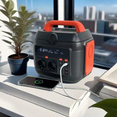 কাস্টমাইজযোগ্য রঙ 600W আউটডোর ক্যাম্পিংয়ের জন্য হোম পাওয়ার স্টেশন এবং সৌর জেনারেটর