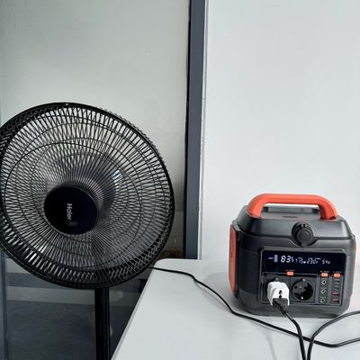 S6 600W আউটডোর ক্যাম্পিং এলসিডি ডিসপ্লে পোর্টেবল পাওয়ার স্টেশন ব্যাটারি অপসারণযোগ্য হতে পারে না