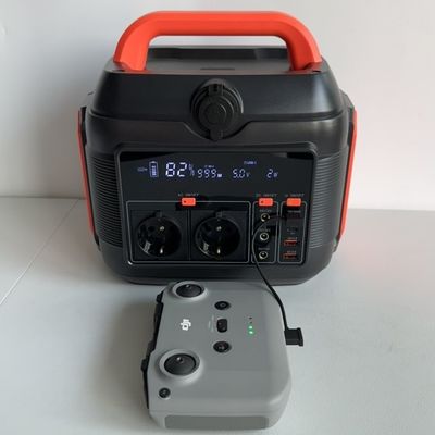 টাইপ-সি আউটপুট Pd100W Pd27W S6 LiFePO4 576wh বহনযোগ্য কেস পাওয়ার স্টেশন বহিরঙ্গন জন্য