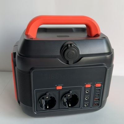 জরুরী শক্তির চাহিদা 600W লিথিয়াম ব্যাটারি এবং 11W LED আলো সহ হোম পাওয়ার সেন্টার