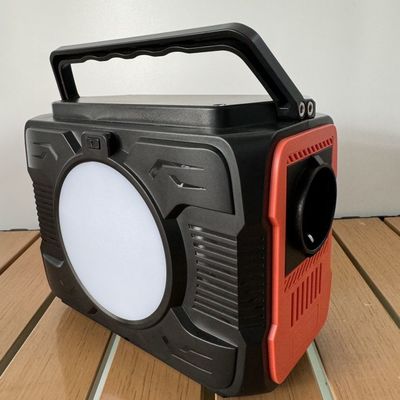 এলইডি লাইট এসি আউটপুট পাওয়ার 5V-20V / 2A অ্যাডাপ্টার ইনপুট সহ পোর্টেবল সৌর বিদ্যুৎ কেন্দ্র 200W