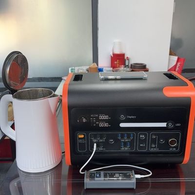 2200W/2048wh পোর্টেবল পাওয়ার স্টেশন ফায়ারপ্রুফ হাউজিং এবং খাঁটি সাইন ওয়েভ ইনভার্টার সহ