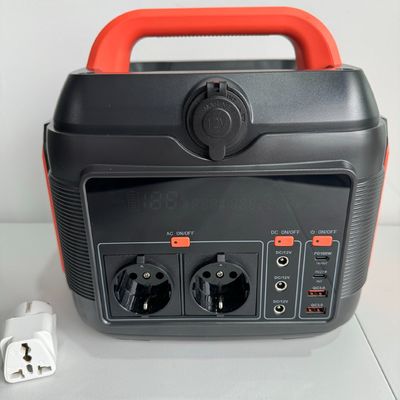 600W সৌর বহনযোগ্য বিদ্যুৎ কেন্দ্র পুনর্ব্যবহারযোগ্য জরুরী প্রস্তুতির জন্য কাস্টমাইজযোগ্য