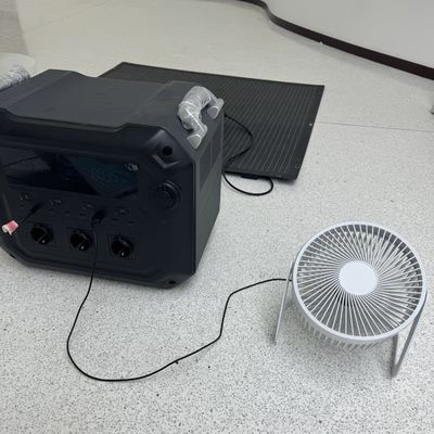 2500W এসি আউটপুট 3600W সৌর জেনারেটর বহনযোগ্য পাওয়ার স্টেশন বহিরঙ্গন ক্যাম্পিং / আরভি জন্য