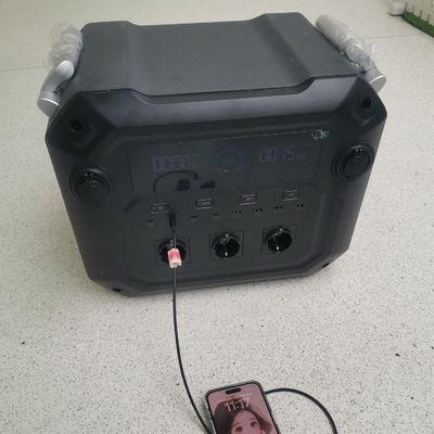 2500W এসি আউটপুট 3600W সৌর জেনারেটর বহনযোগ্য পাওয়ার স্টেশন বহিরঙ্গন ক্যাম্পিং / আরভি জন্য