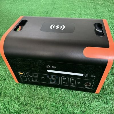 লিথিয়াম ব্যাটারি কাস্টমাইজযোগ্য রঙ সহ 2200W ধ্রুবক শক্তি বহনযোগ্য সৌর জেনারেটর
