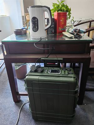 সৌর প্যানেল চার্জিং সহ 3000W/3024wh আউটডোর ক্যাম্পিং সৌর জেনারেটর 12-80V Max600W