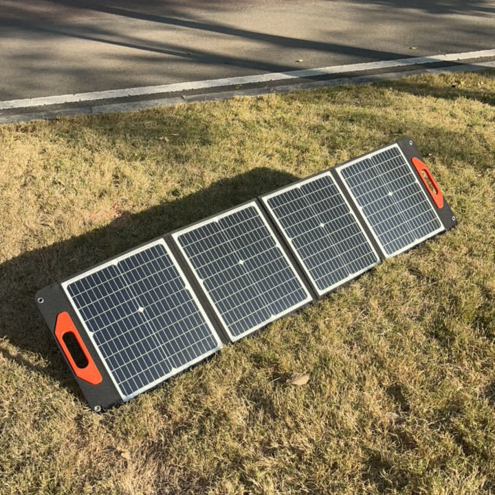 মোবাইল পাওয়ারের জন্য 100W সৌর প্যানেল 56*63.2*4.5cm ফোল্ডিং আকার হালকা শিল্পের জন্য