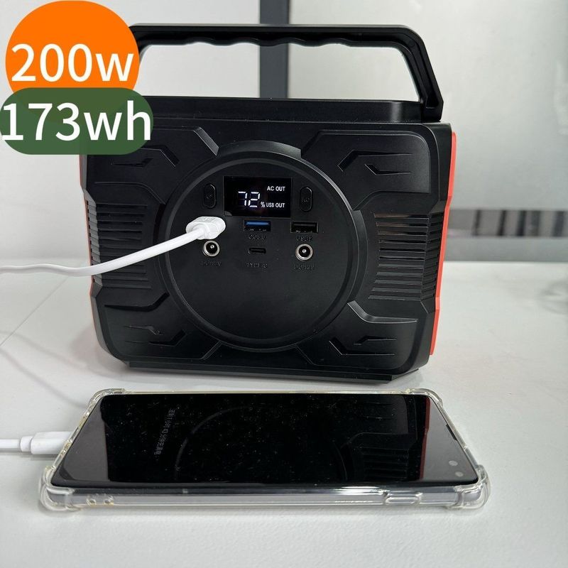 200W/300W/400W পোর্টেবল সৌর বায়ু হাইব্রিড জেনারেটর উত্তর আমেরিকা আউটডোর জন্য নিখুঁত