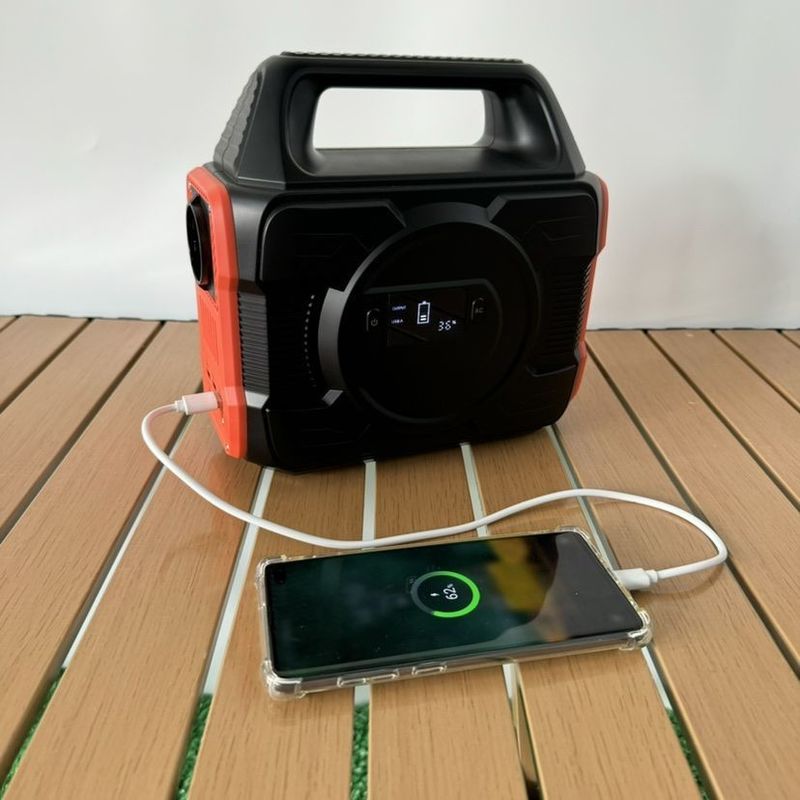 300W পোর্টেবল পাওয়ার স্টেশন এসি/ডিসি আউটপুট আউটডোর হোমহাউজিং 110V/220V মোবাইল পাওয়ার