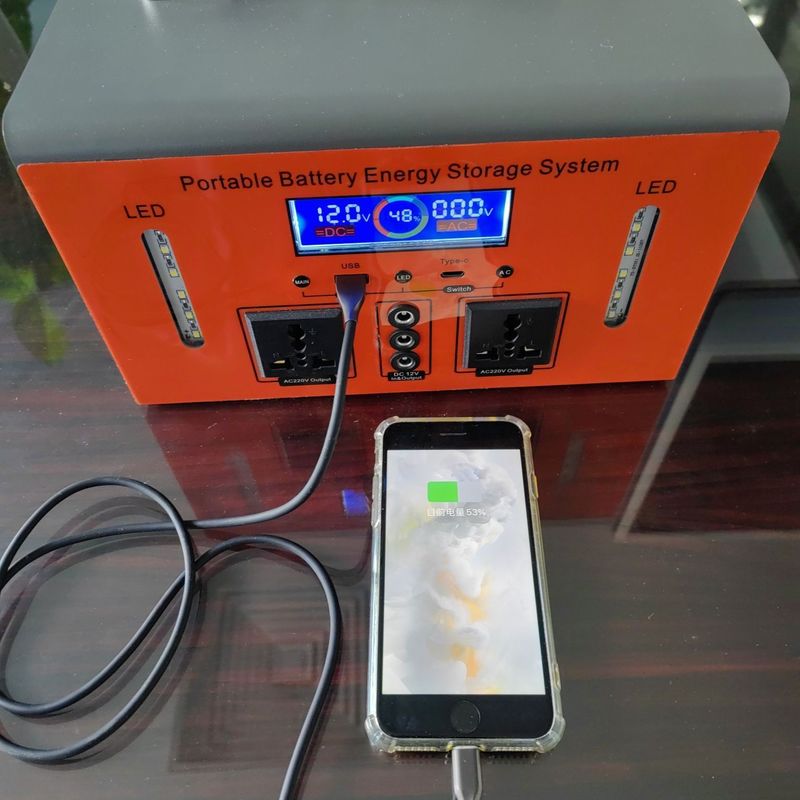 ক্যাম্পিং এবং হোম জরুরী অবস্থা জন্য 300W পোর্টেবল পাওয়ার স্টেশন টাইপ-সি আউটপুট 5V / 10W সর্বোচ্চ